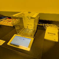 Mettler Toledo XPR225DR Analytical Balance with Touchscreen and Printer image 1